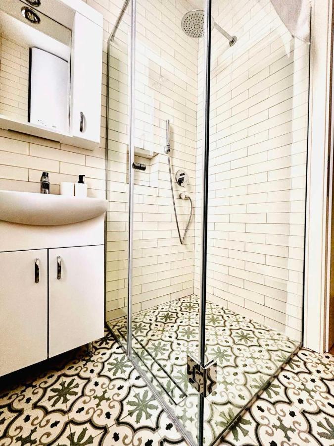 Pop Luxury Apartments Belgrado Esterno foto