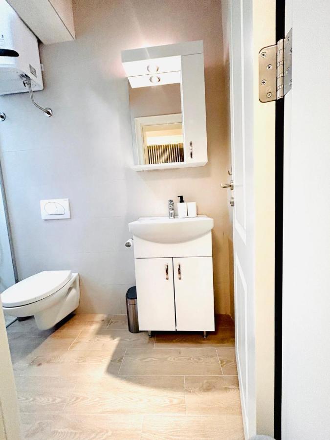 Pop Luxury Apartments Belgrado Esterno foto